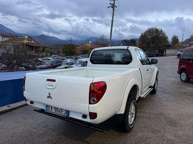 Mitsubishi L200 L200 2.5 di-d Intense Plus 178 8cv N1 E5