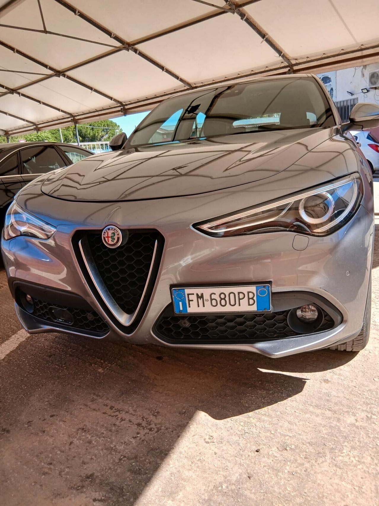 Alfa Romeo Stelvio 2.2 Turbodiesel 210 CV AT8 Q4