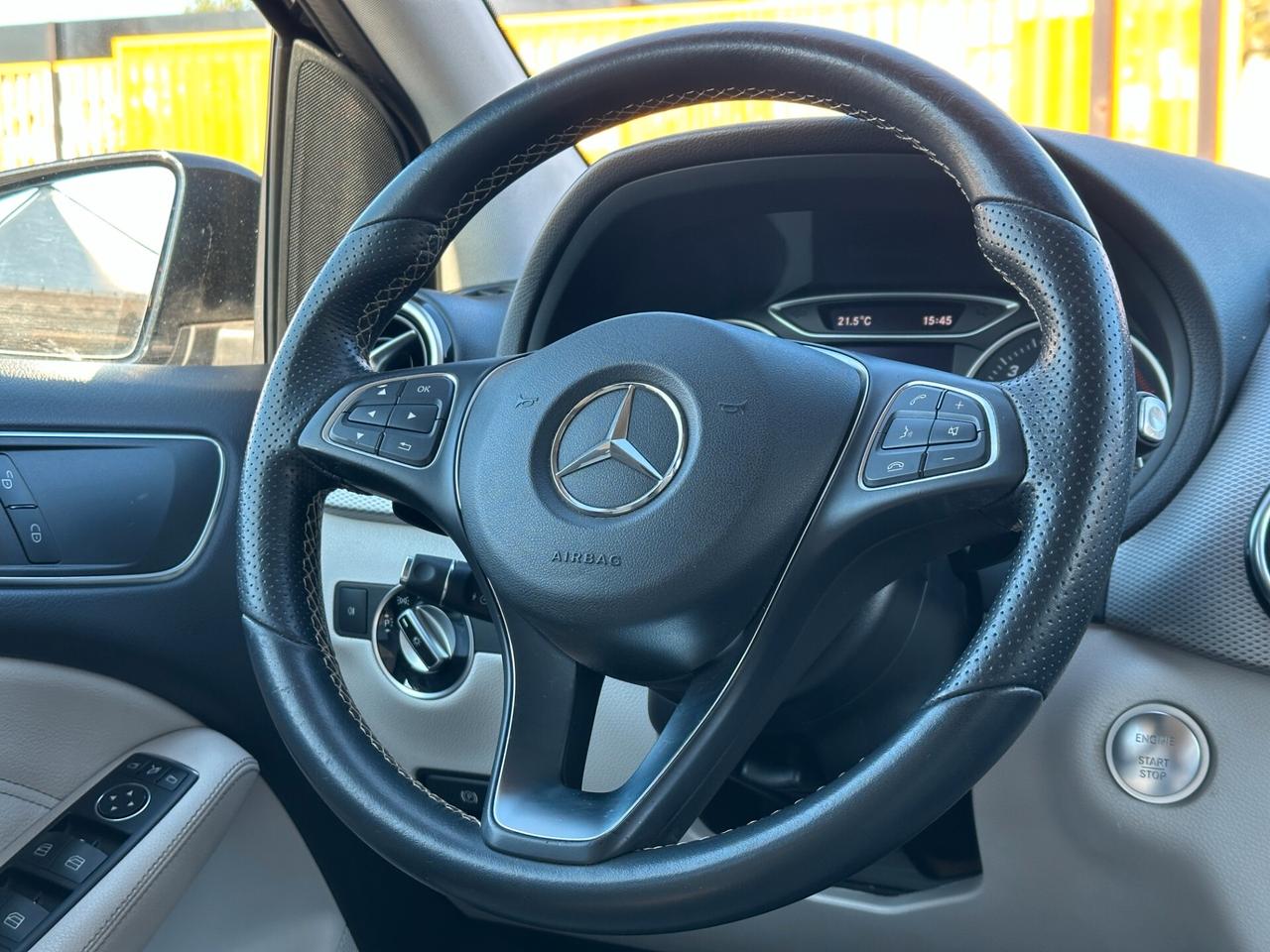 MERCEDES-BENZ B 180 d Automatic Sport