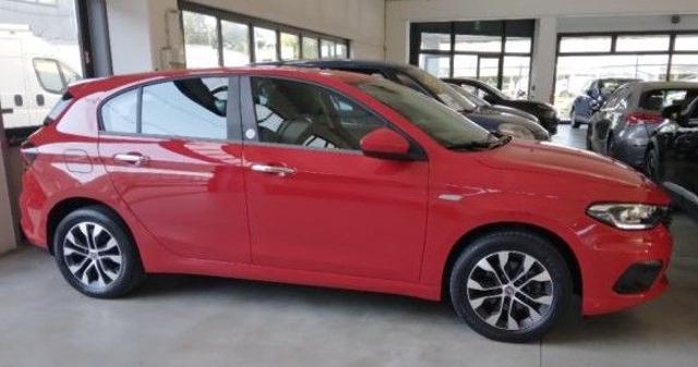 FIAT Tipo 1.3 CDTI 5 porte Mirror