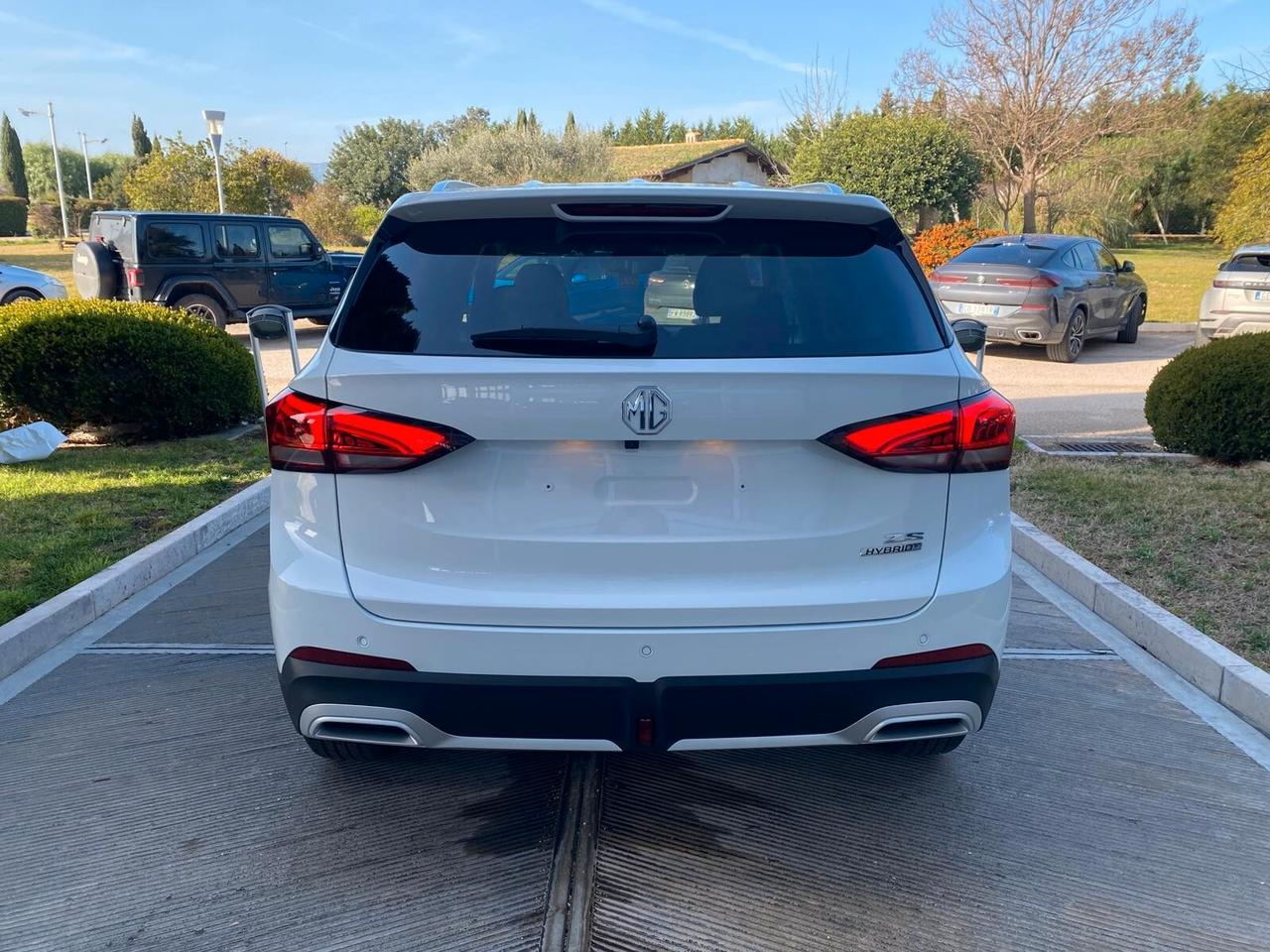 Mg ZS 1.5 Hybrid+ Luxury