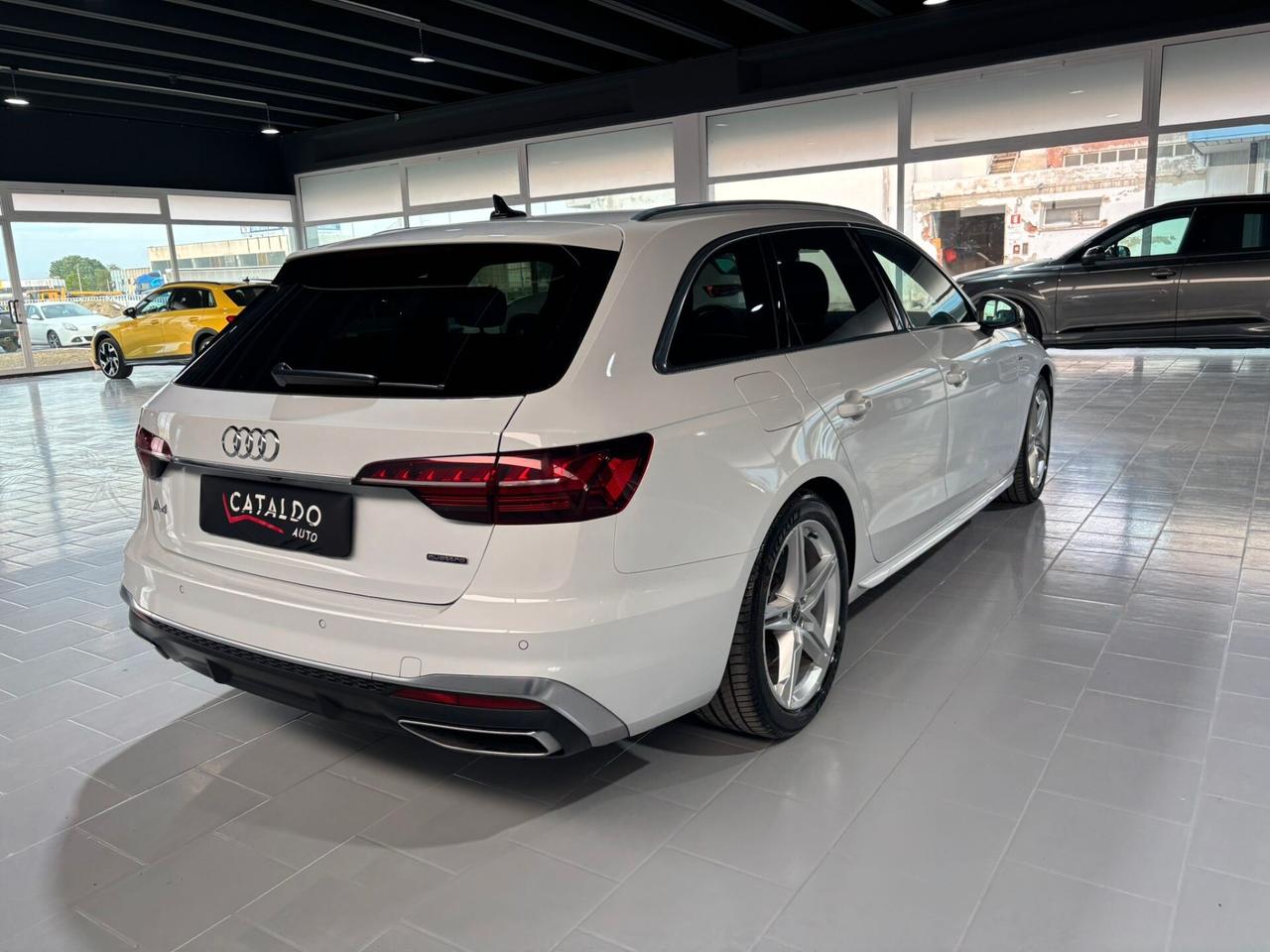 Audi A4 Avant 40 TDI S tronic line edition