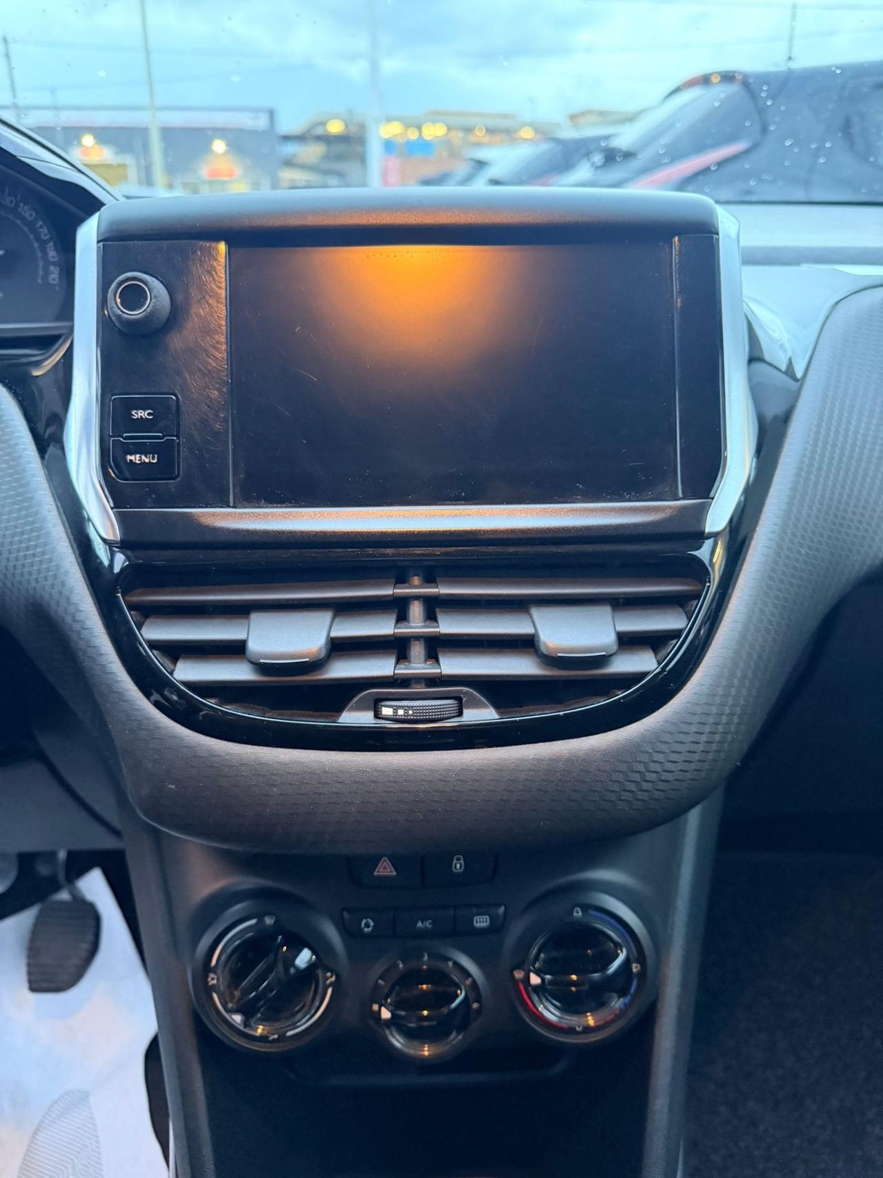 Peugeot 2008 BlueHDi 100 S&S Allure