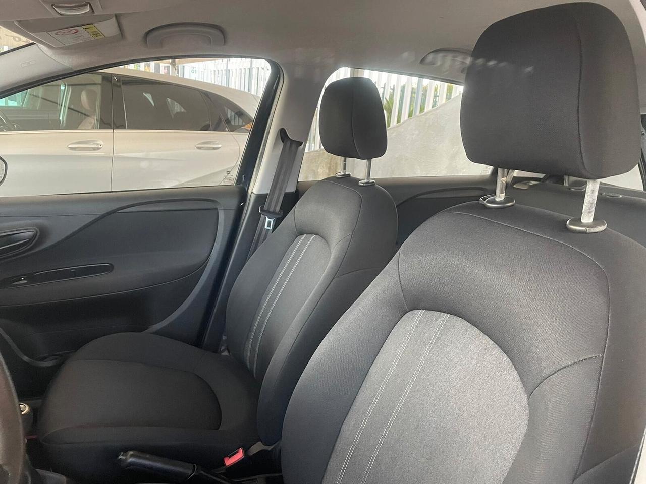 Fiat Punto 1.4 8V 5 porte Natural Power Lounge