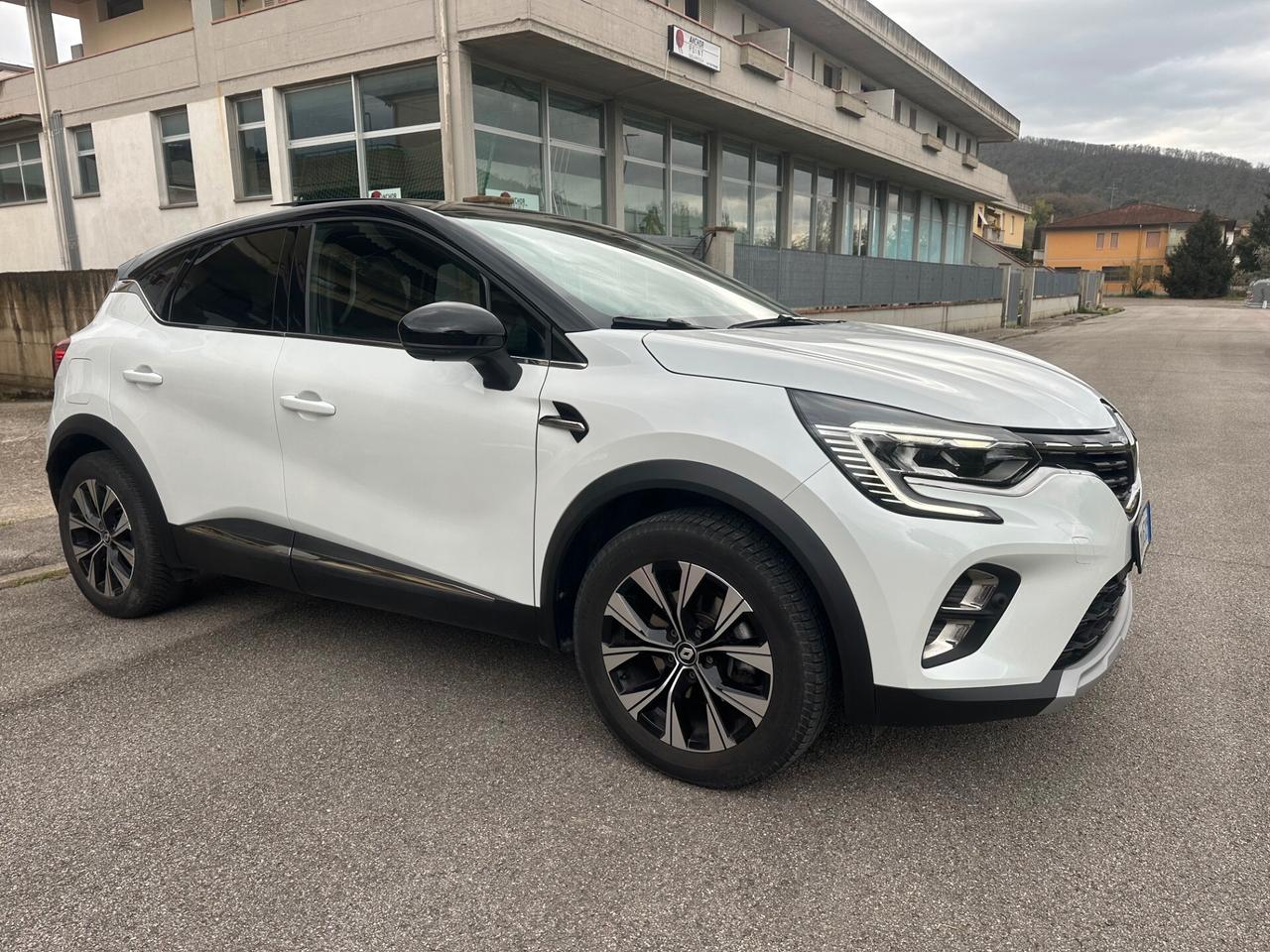 Renault Captur Full Hybrid E-Tech 145 CV Techno