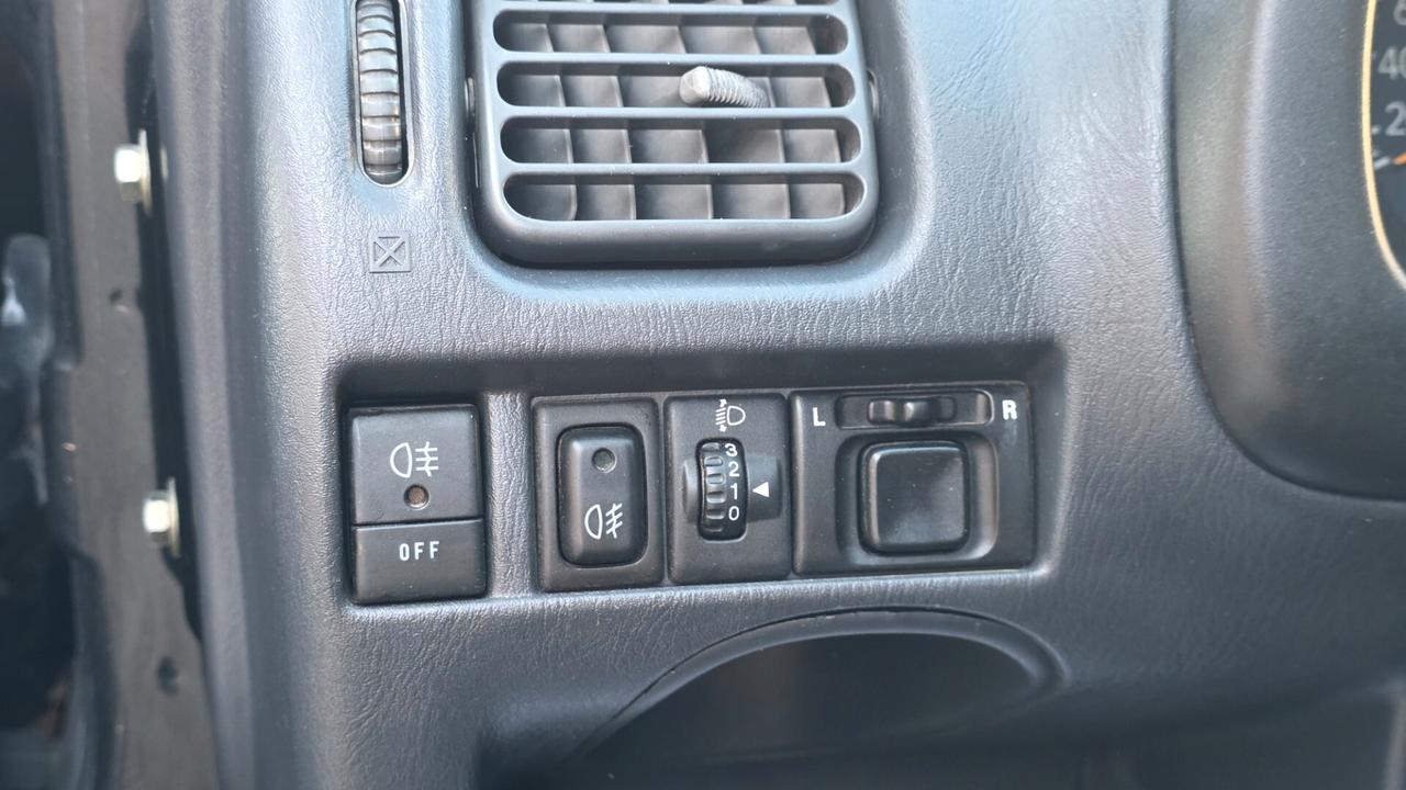 Suzuki Ignis 1.3i 16V cat 4WD GL