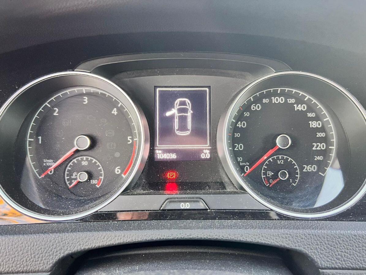 Volkswagen Golf 1.6 TDI 110 CV 5p. R-LINE