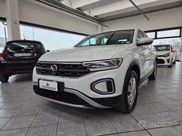 VOLKSWAGEN T-Roc 1.0 TSI Sed risc- app connect-f