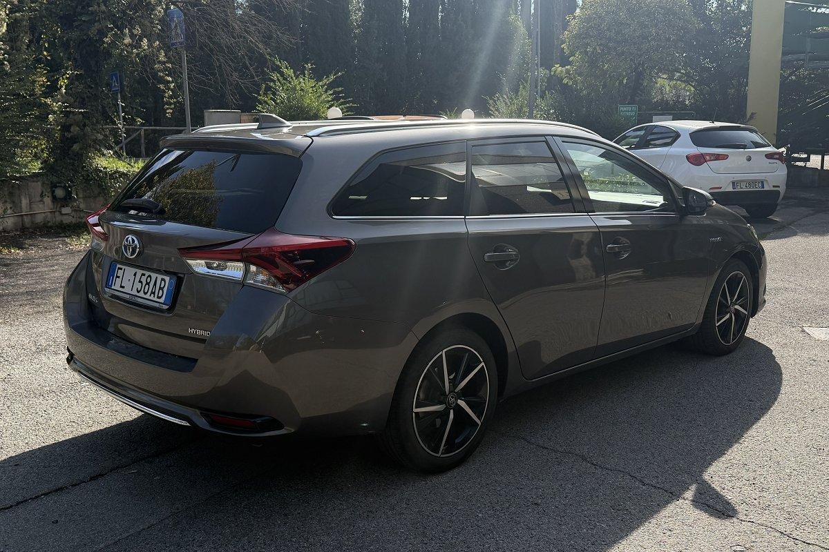TOYOTA Auris Touring Sports 1.8 Hybrid Style