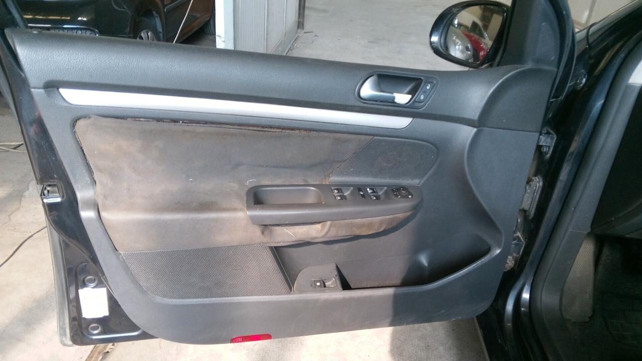 Volkswagen Golf 1.9 TDI DPF 5p. Comfortline