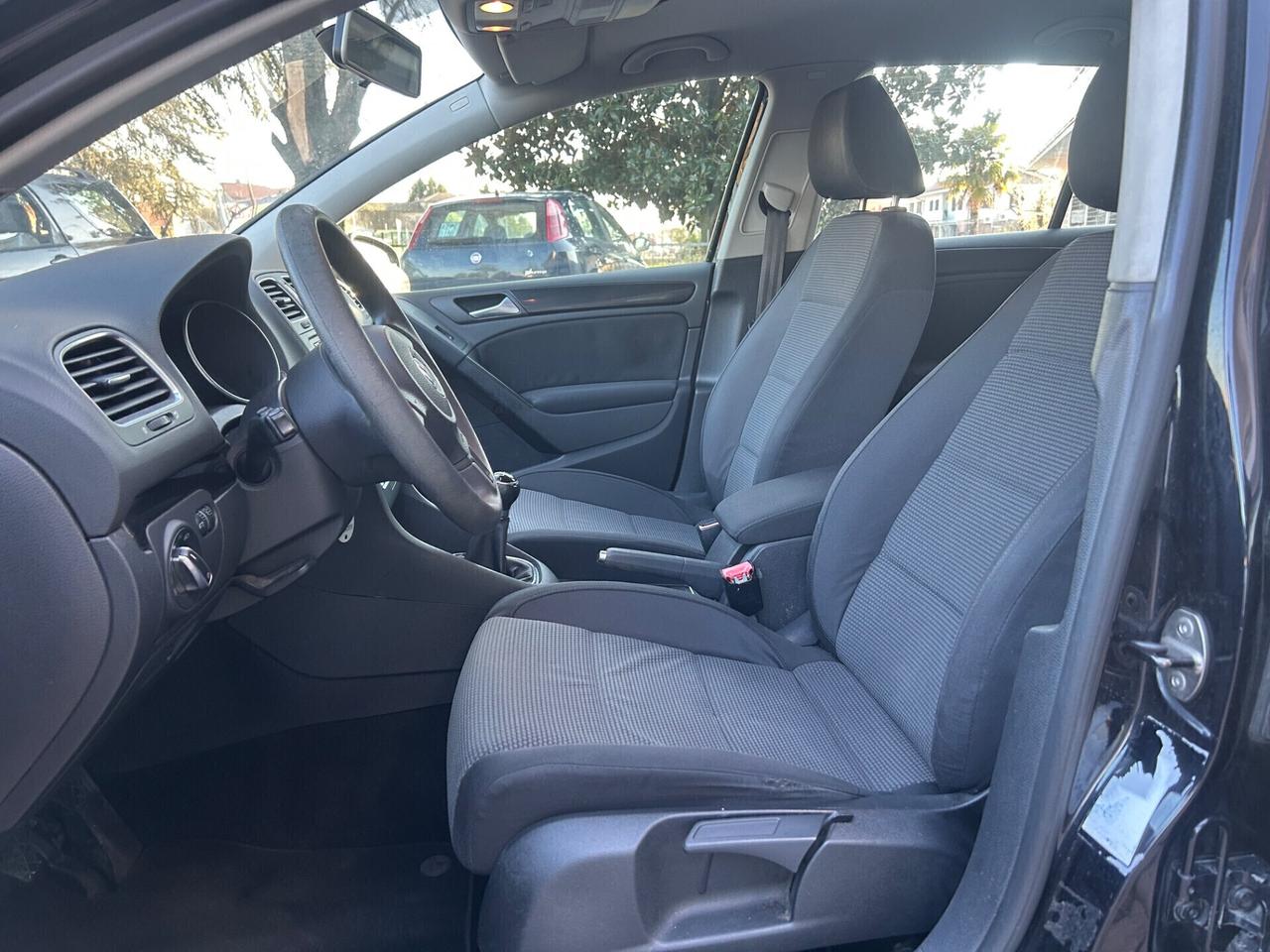 Volkswagen Golf 1.6 TDI DPF 5p. Highline