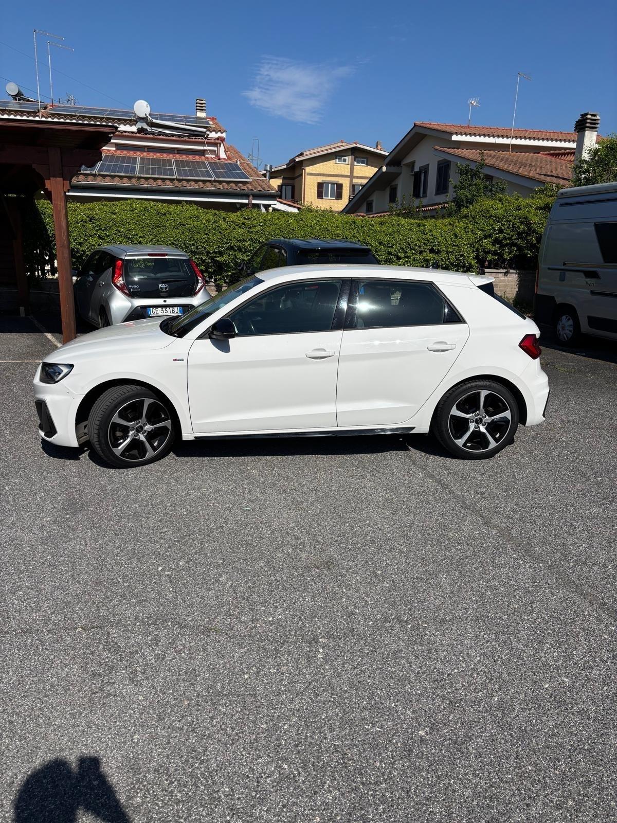 Audi A1 SPB 30 TFSI S tronic line edition