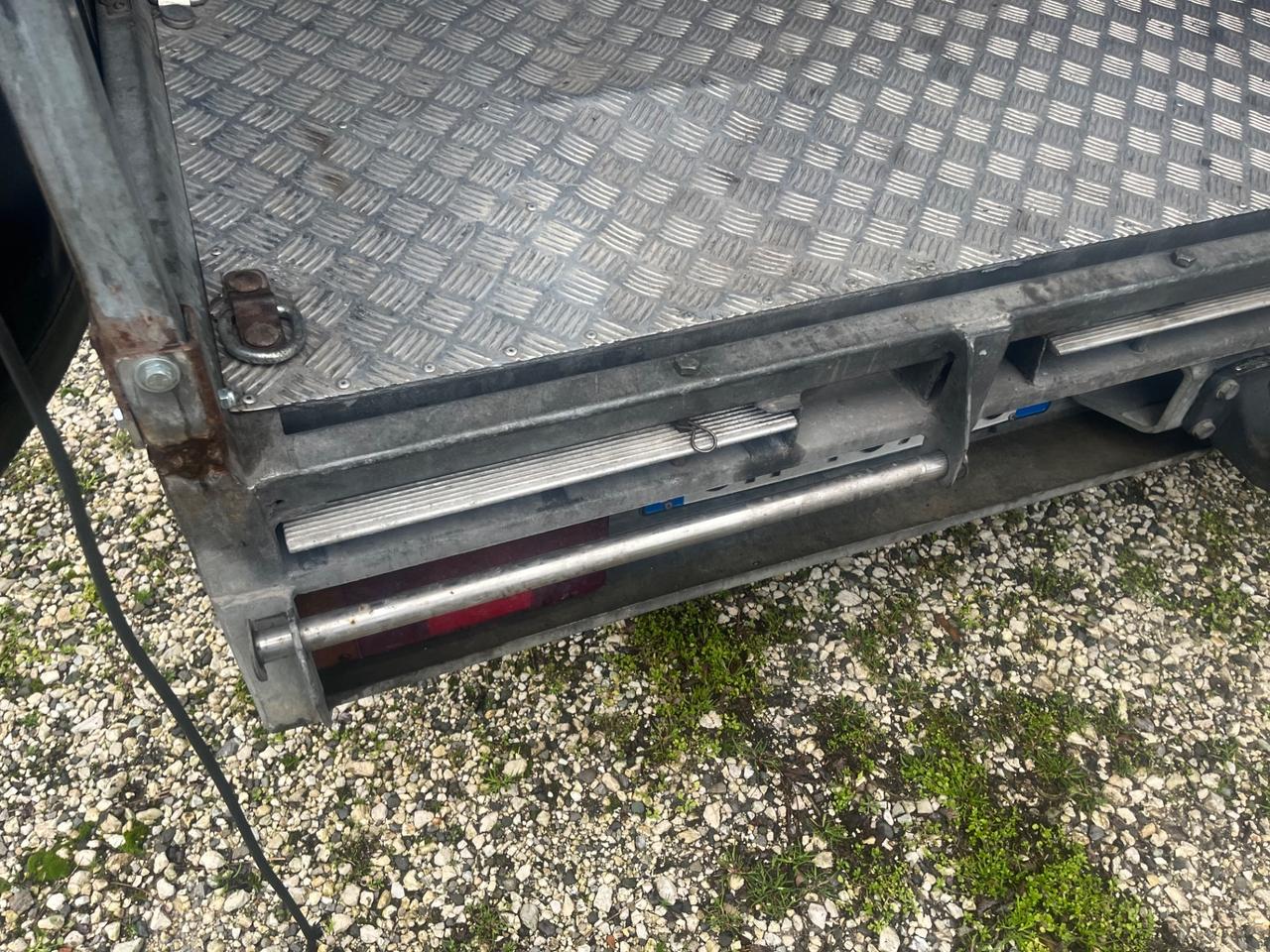 Iveco Carroattrezzi chiuso Daily Motore RIFATTO