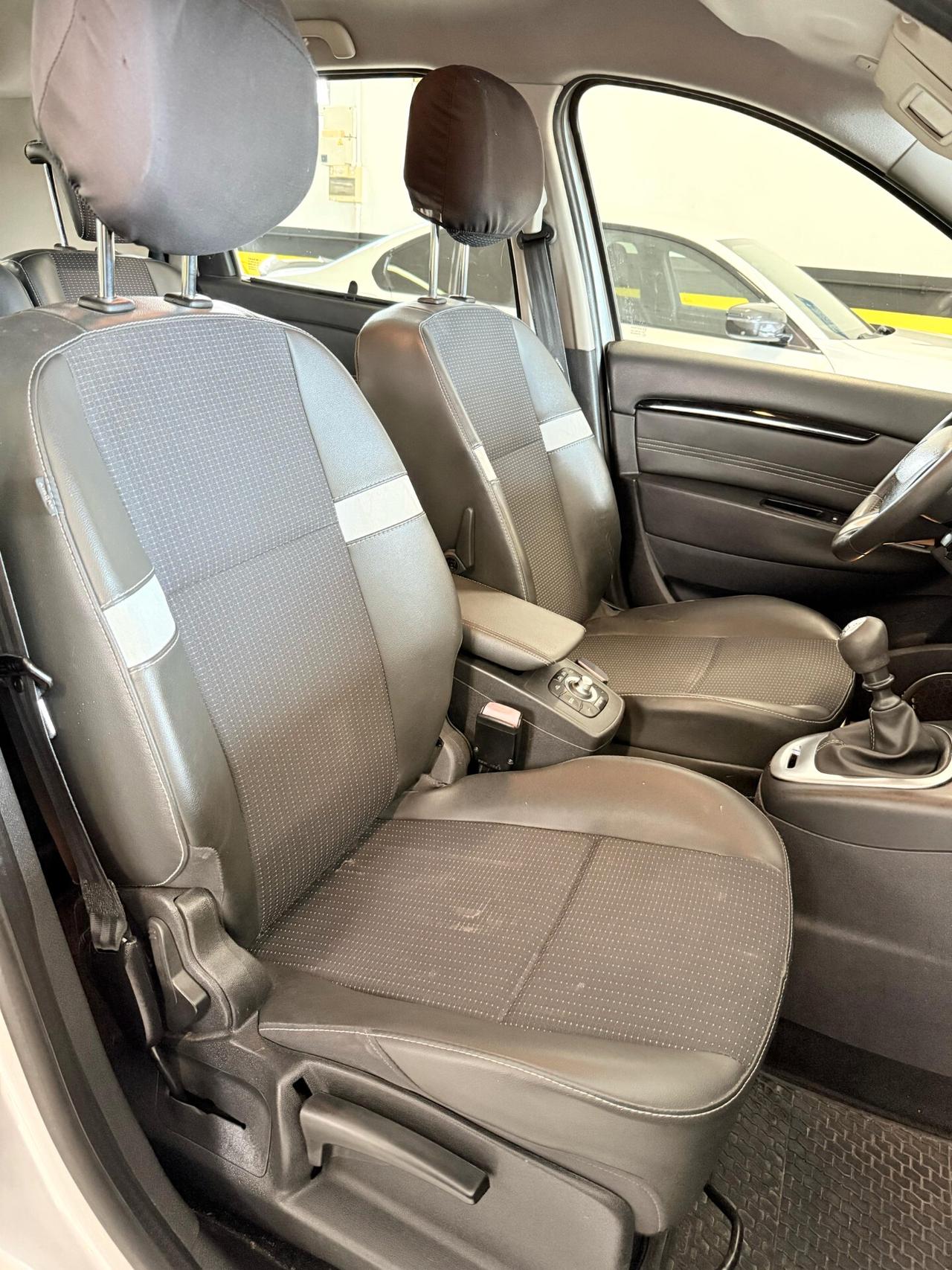Renault Scenic Scénic X-Mod 1.5 dCi 110CV Luxe
