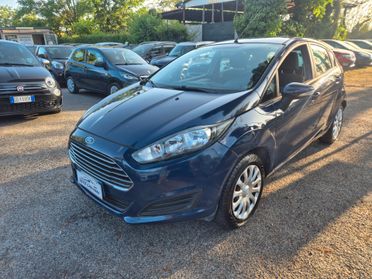 Ford Fiesta 1.5 TDCi 75CV 5 porte Black & White Edition