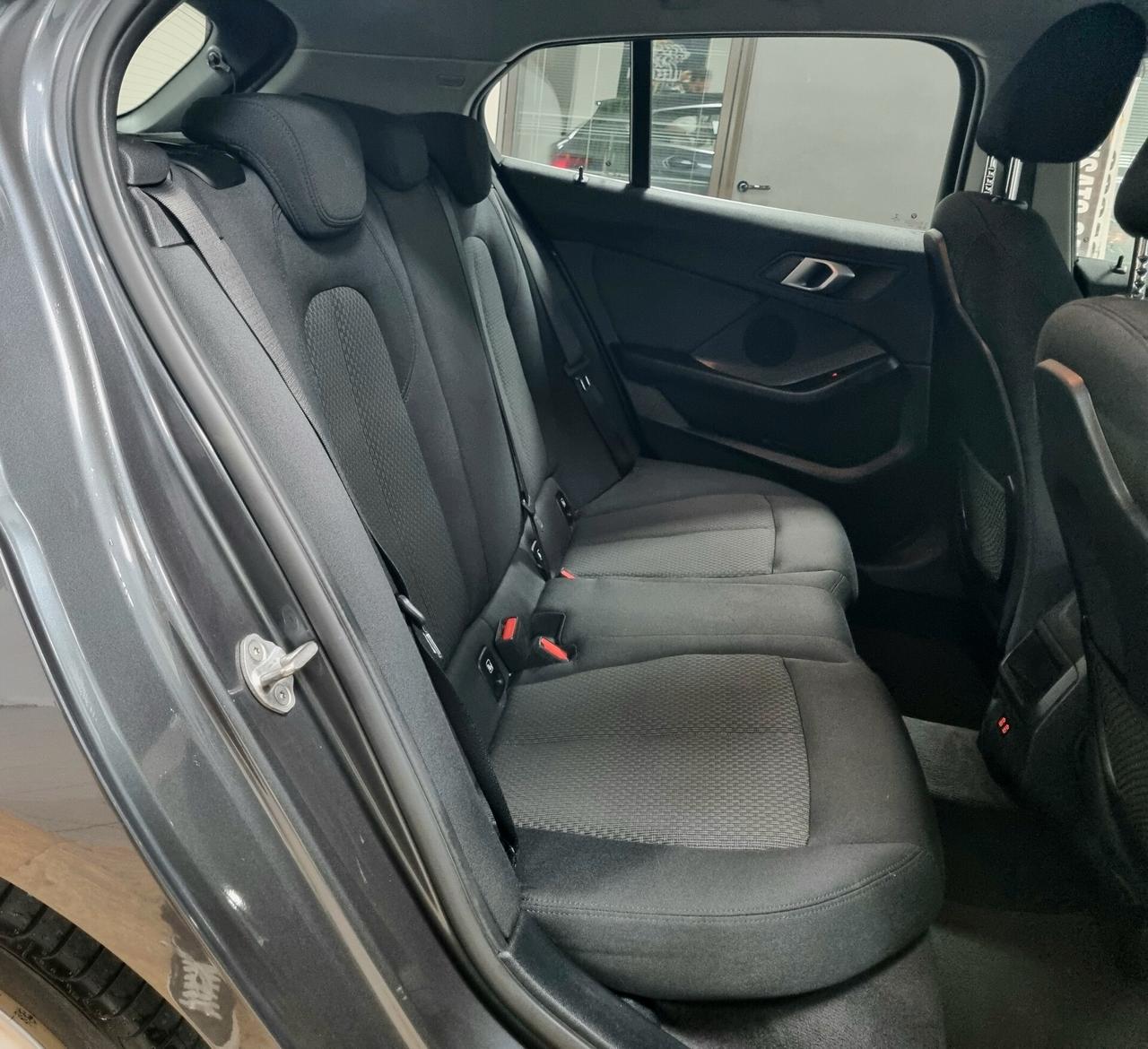 BMW 116d 5p. BUSINESS ADVANTAGE OK NEOPATENTATI