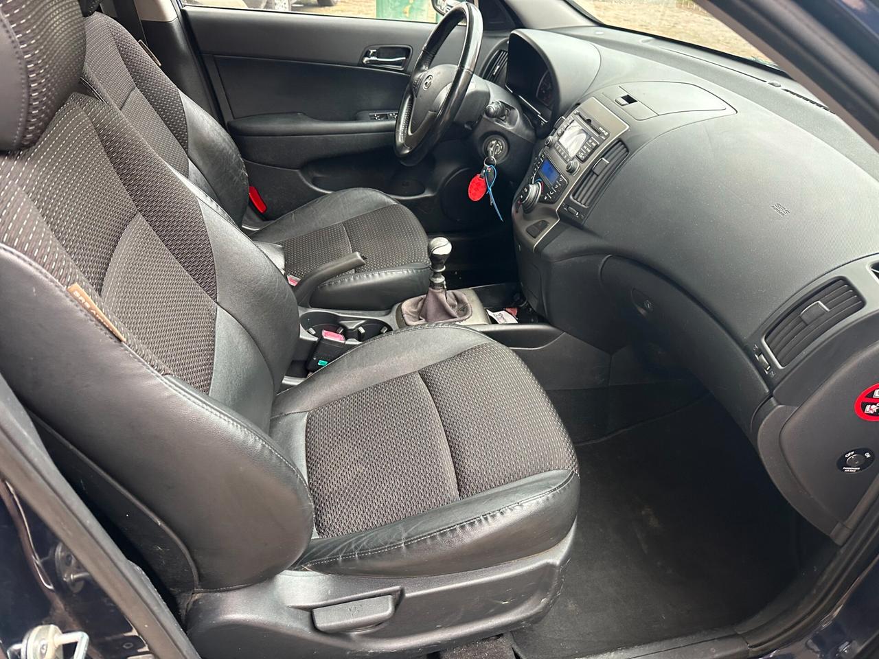 Hyundai i30 1.6 GPL (12 RATE)