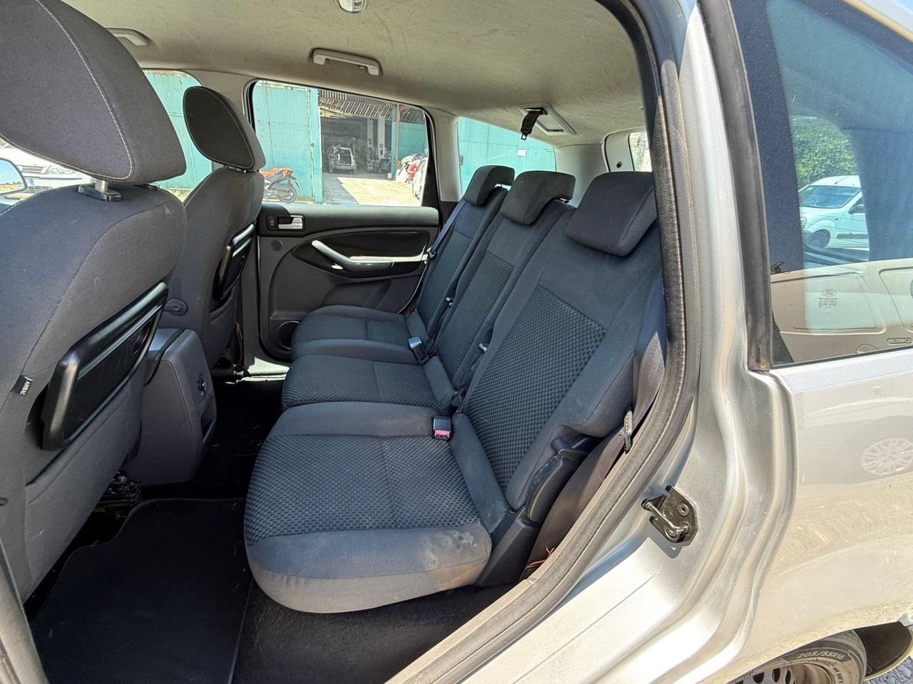 Ford C-Max 1.6 TDCi 90 CV Titanium- Neopatentati