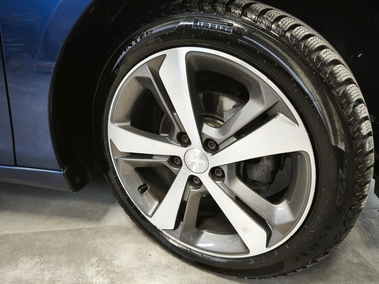 Peugeot 308 BlueHDi 130 S&S EAT8 Allure