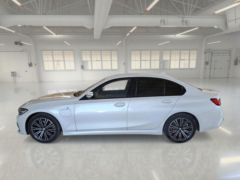 BMW 320 MSPORT AUTO 4 PORTE BERLINA