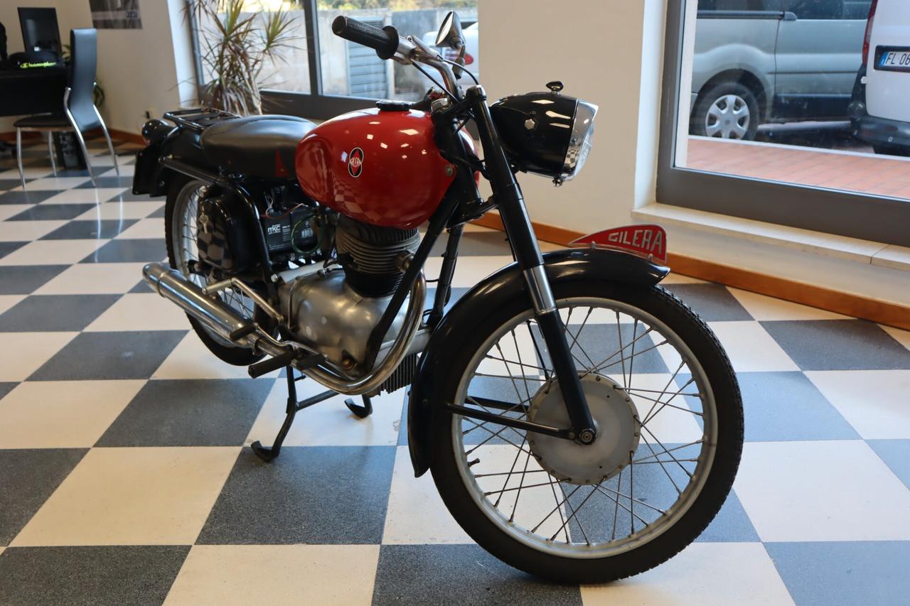 Gilera 150 Turisma/Sport