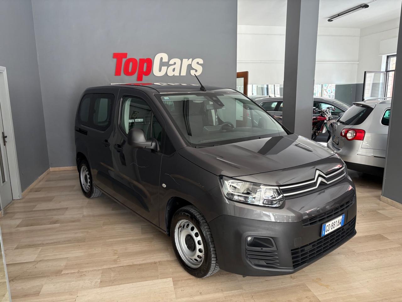 CITROEN BERLINGO 3 posti VETRATO 1.5 130 CLUB M