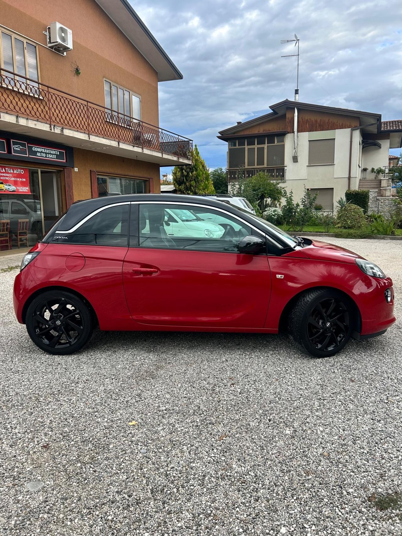 Opel Adam 1.2 70 CV