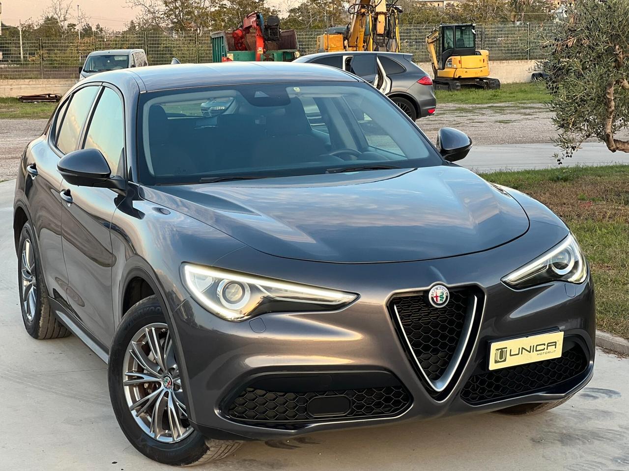 Alfa Romeo Stelvio 2.2 Turbodiesel 160 CV AT8 RWD Business
