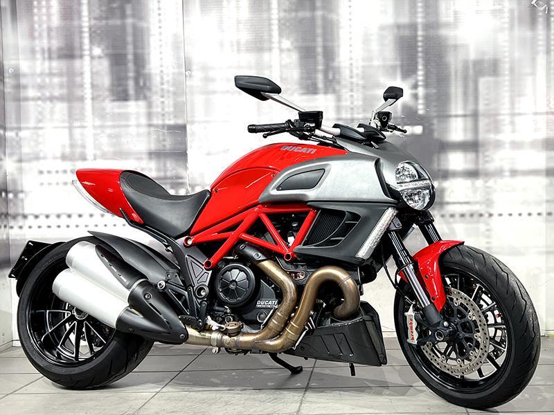 Ducati Diavel 1200