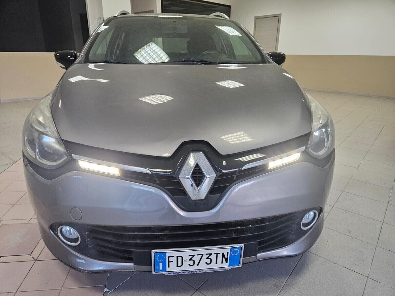 Renault Clio RENAULT CLIO SPORTUR 1.5 DCI