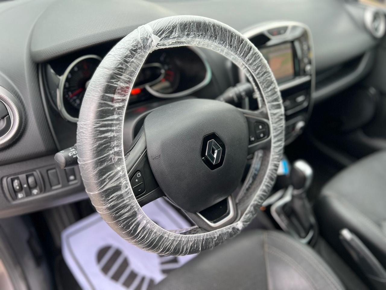 Renault Clio dCi 8V 90 CV Start&Stop 5 porte Energy Duel