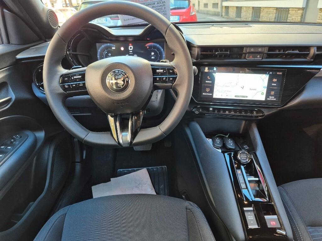 Alfa Romeo Junior 1.2 136 CV Hybrid eDCT6