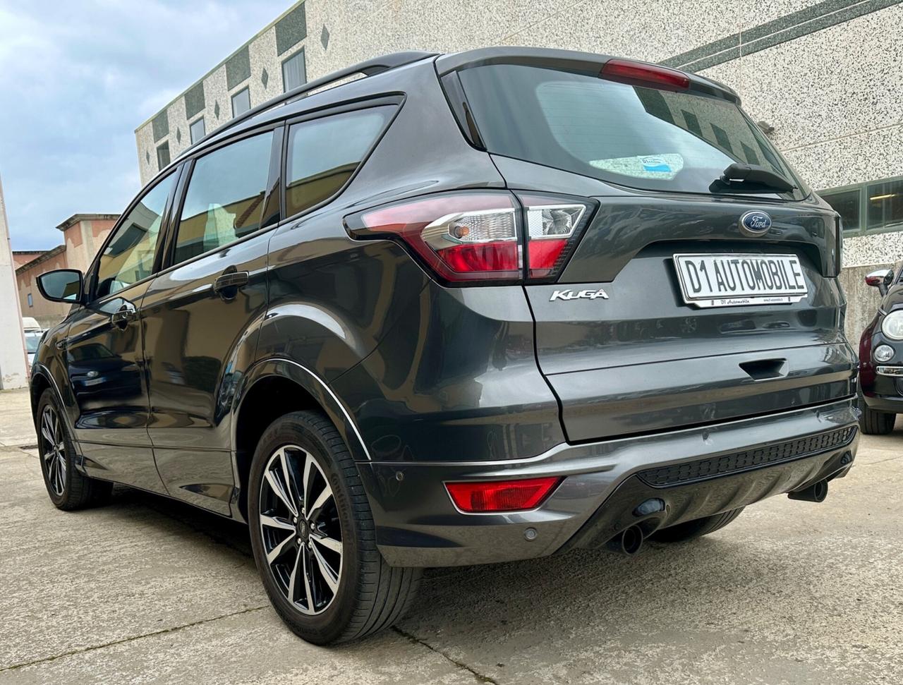 Ford Kuga 1.5 TDCI 120 CV S&S 2WD ST-Line