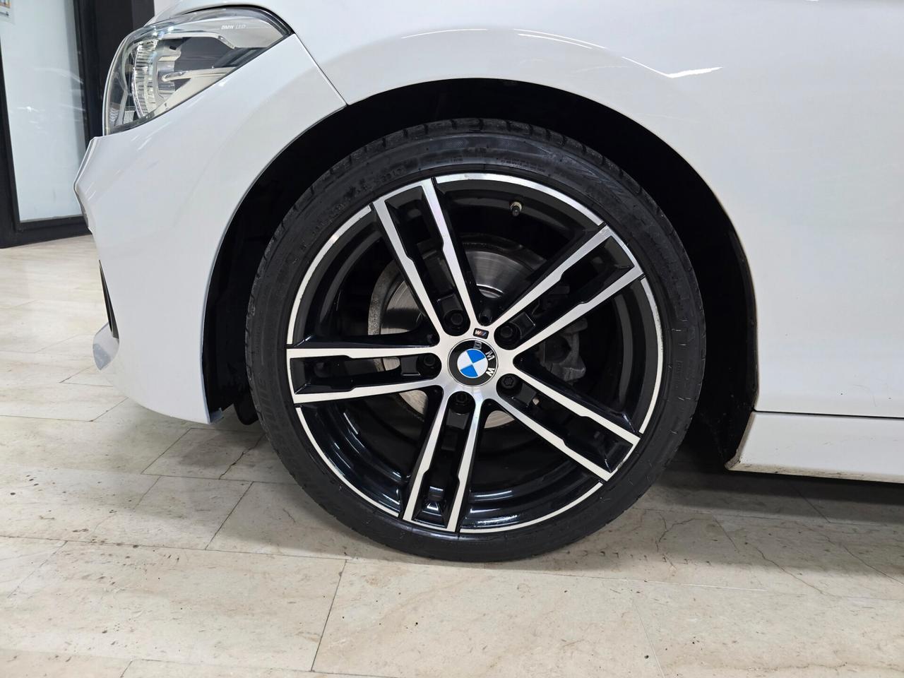 Bmw 116 116d 5p. Msport