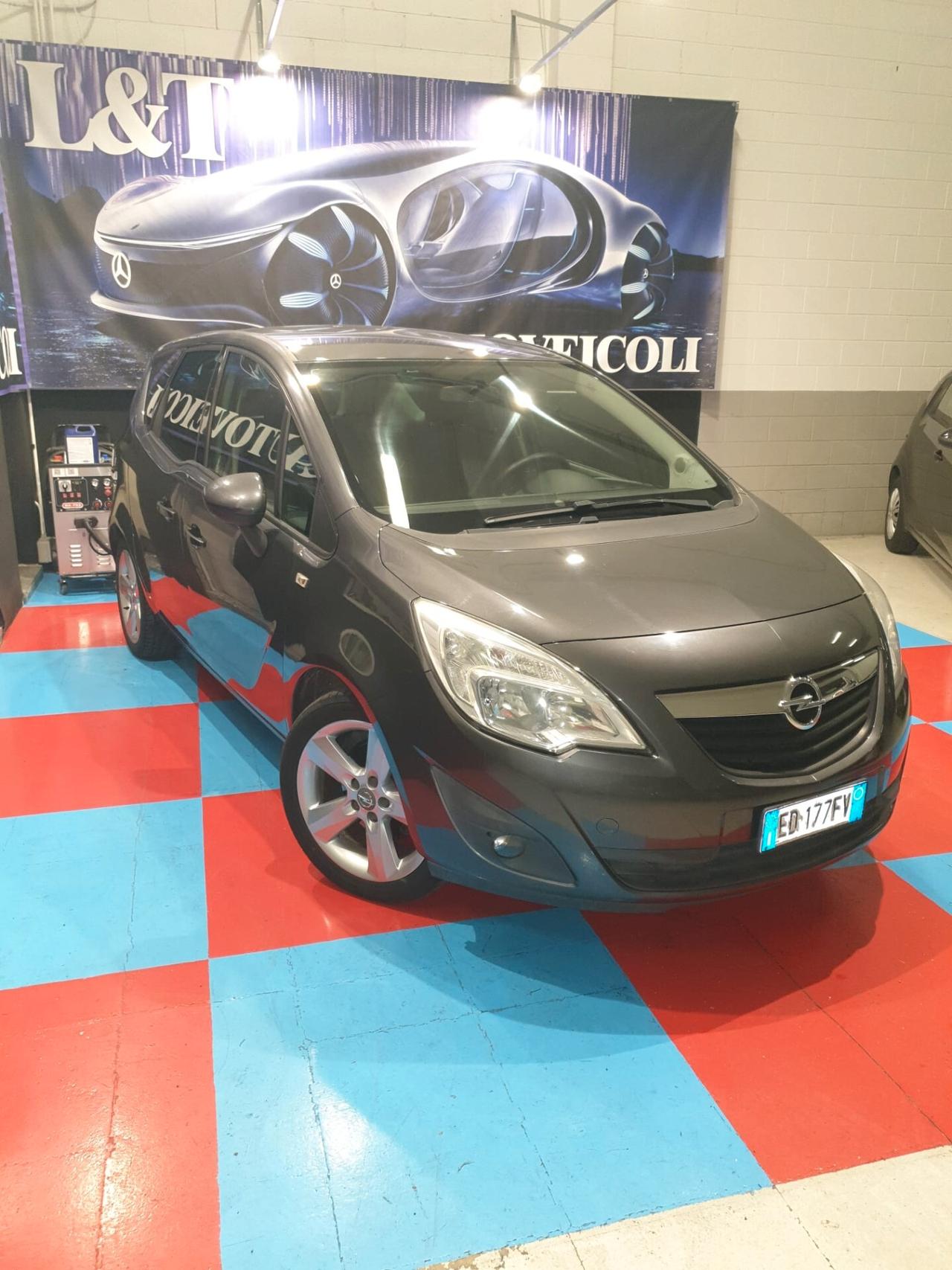 Opel Meriva 1.4 16V Club EURO 5