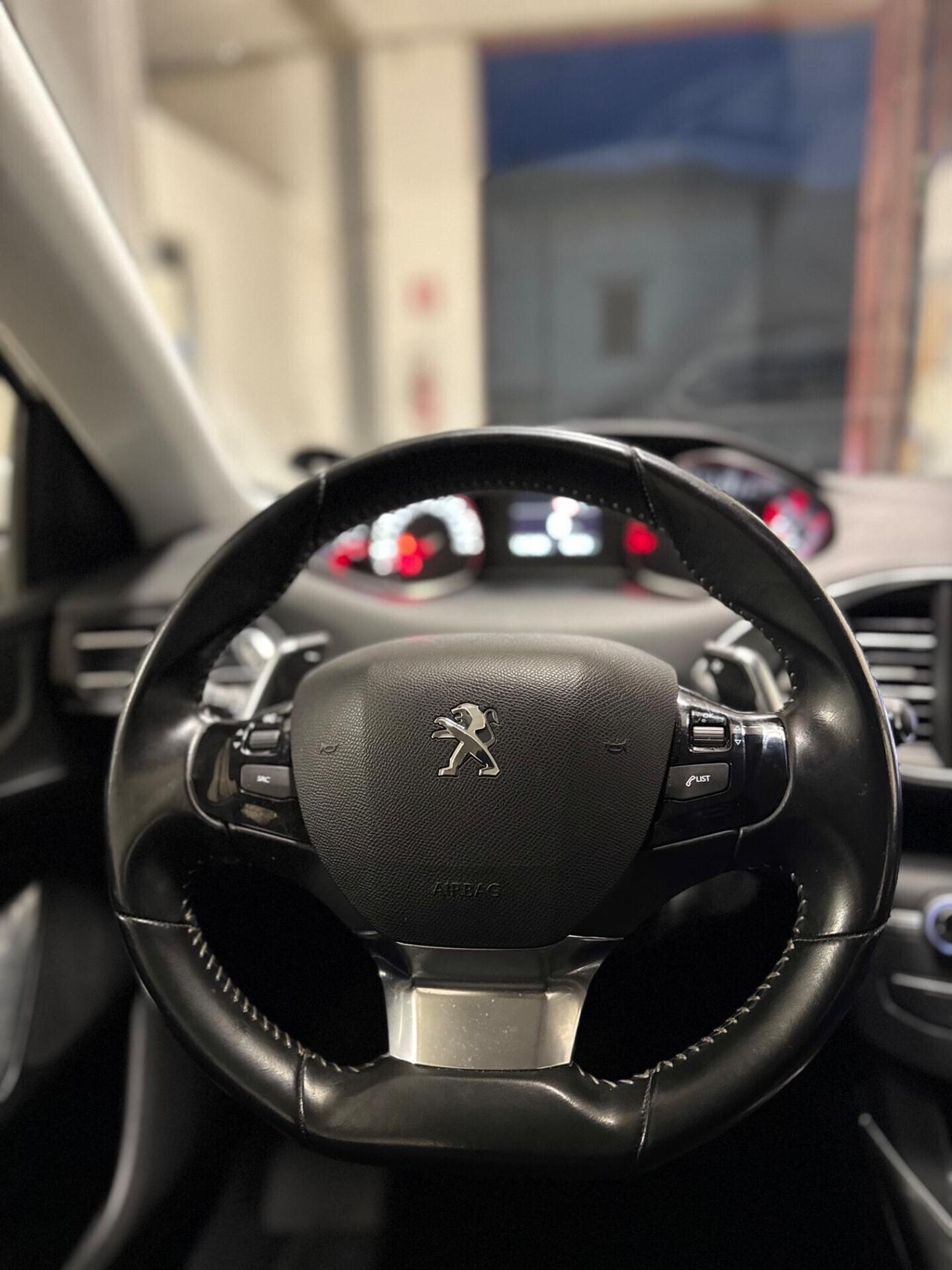 Peugeot 308 BlueHDi 130 S&S Active