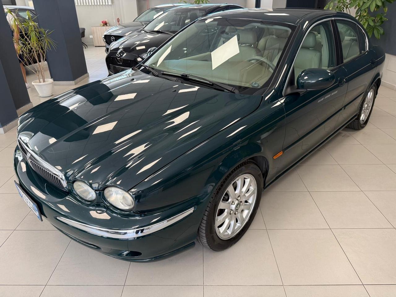 Jaguar X-Type 2.5 V6 24V cat Executive