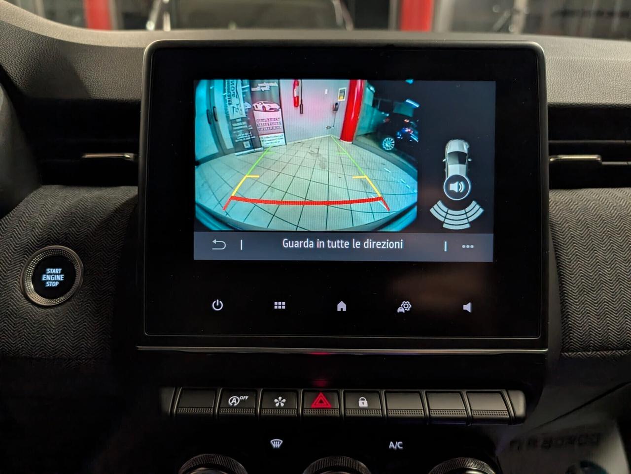 Renault Clio TCe 90 CV 5 porte TECNO FINANZIABILE