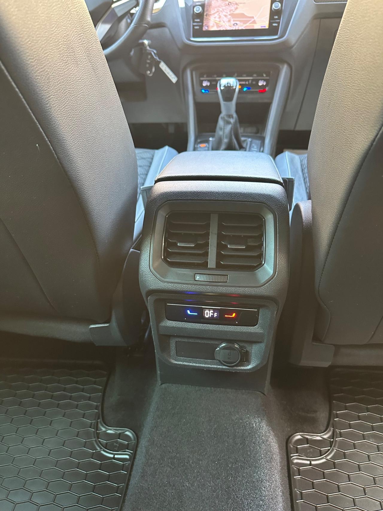Volkswagen Tiguan 2.0 TDI 150 CV R-Line KM 152000 CERT 1PROP