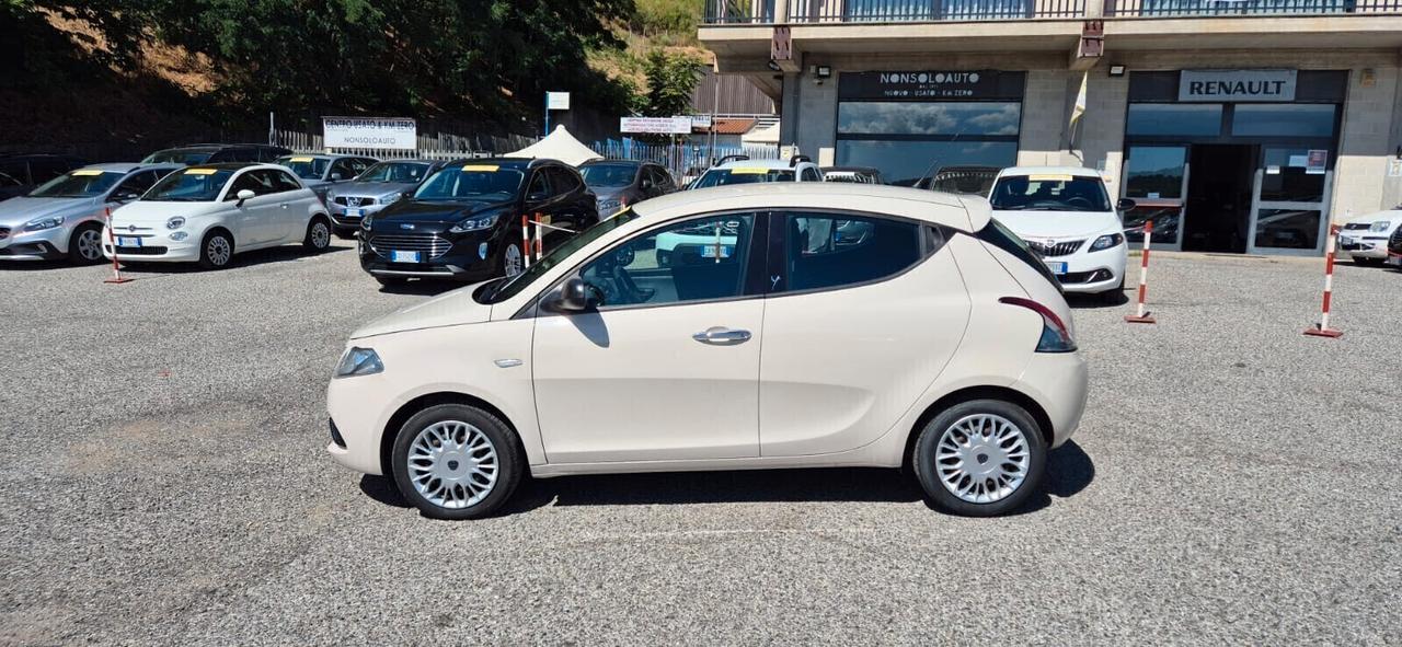 Lancia Ypsilon 1.3 MJ-12/2016-km 86.000-Unipropriet