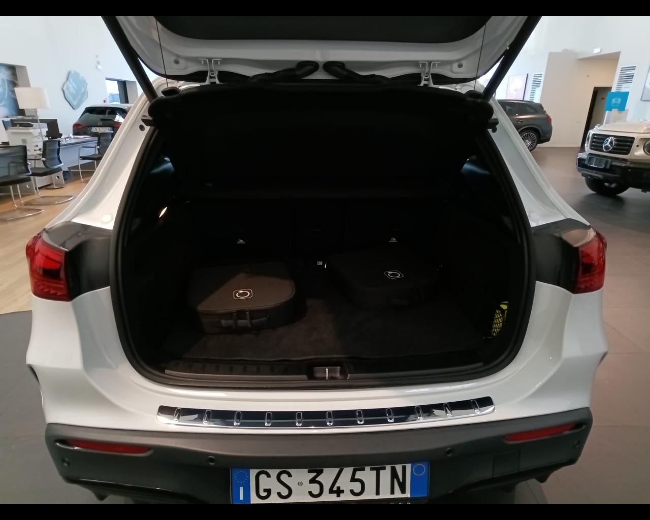 Mercedes-Benz EQA - H243 2024 - EQA 250+ AMG Line Advanced Plus