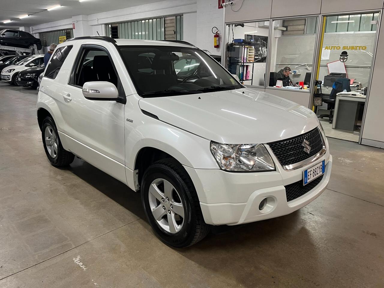 Suzuki Grand Vitara 1.9 DDiS 3 PORTE, con ridotte