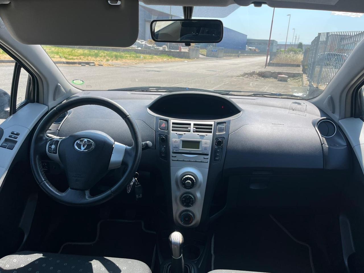 Toyota Yaris 1.0 5 porte Now