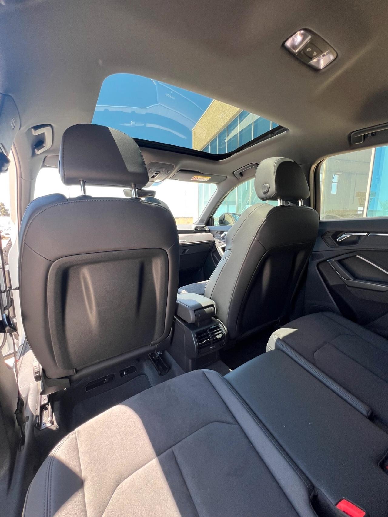 Audi RSQ3 SPB quattro S tronic UNICO PROPRIETARIO - ANTICIPO €18.900 NOLEGGIO NO SCORING