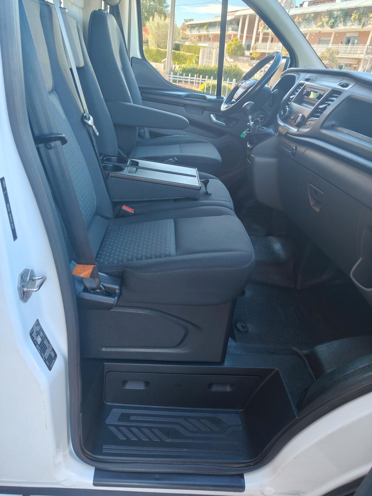 Ford Transit Custom Passo lungo