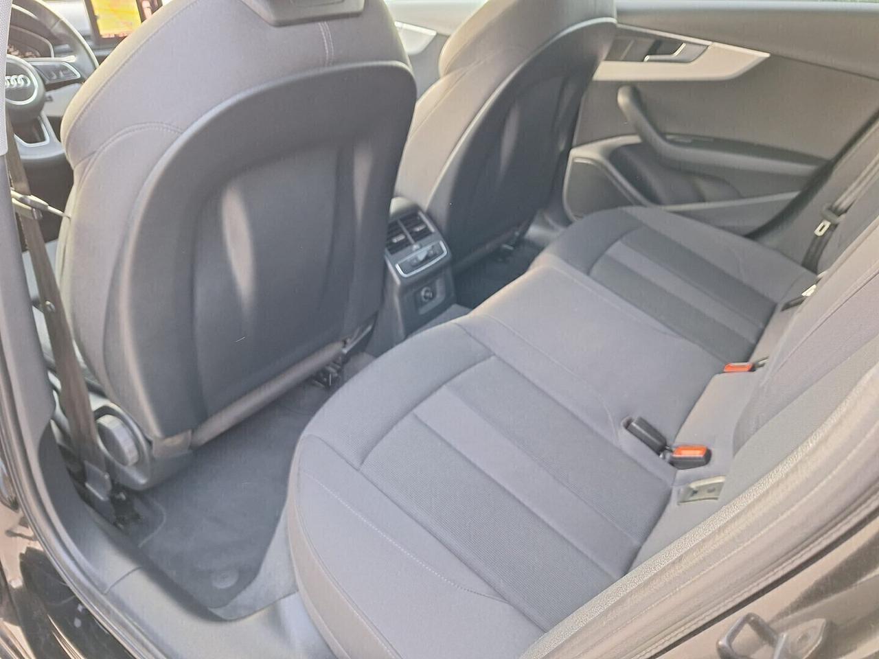 Audi A4 Avant SportPlus Cambio Automatico