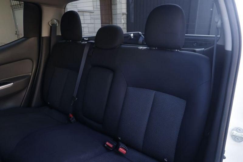 Mitsubishi L200 Mitsubishi L200 2.4 DI-D/181CV Club Cab Intense Hp Mivec Unicoproprietario