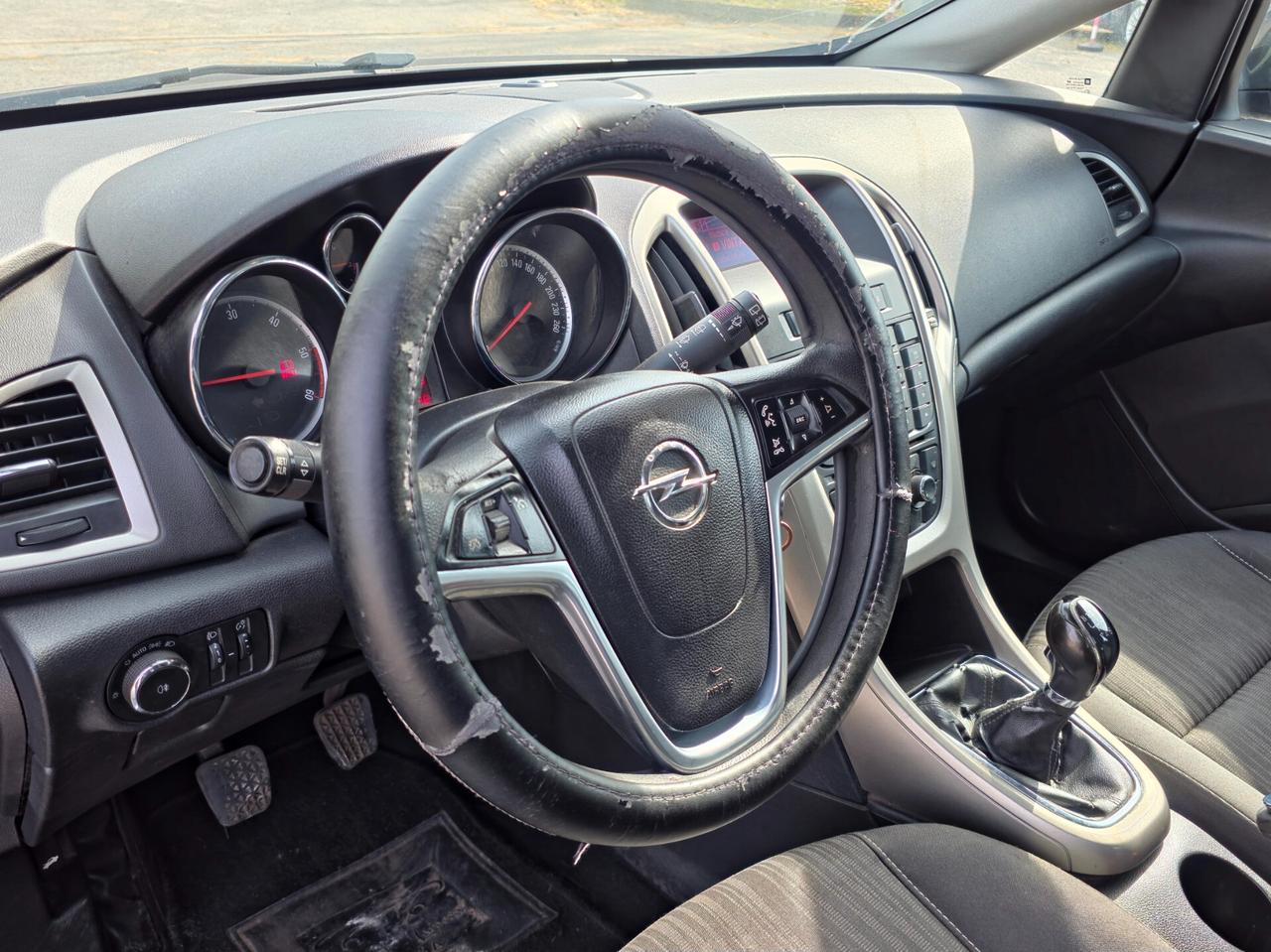 Opel Astra 1.7 CDTI 110CV 5 porte Cosmo 2011-E5 Manuale NEO