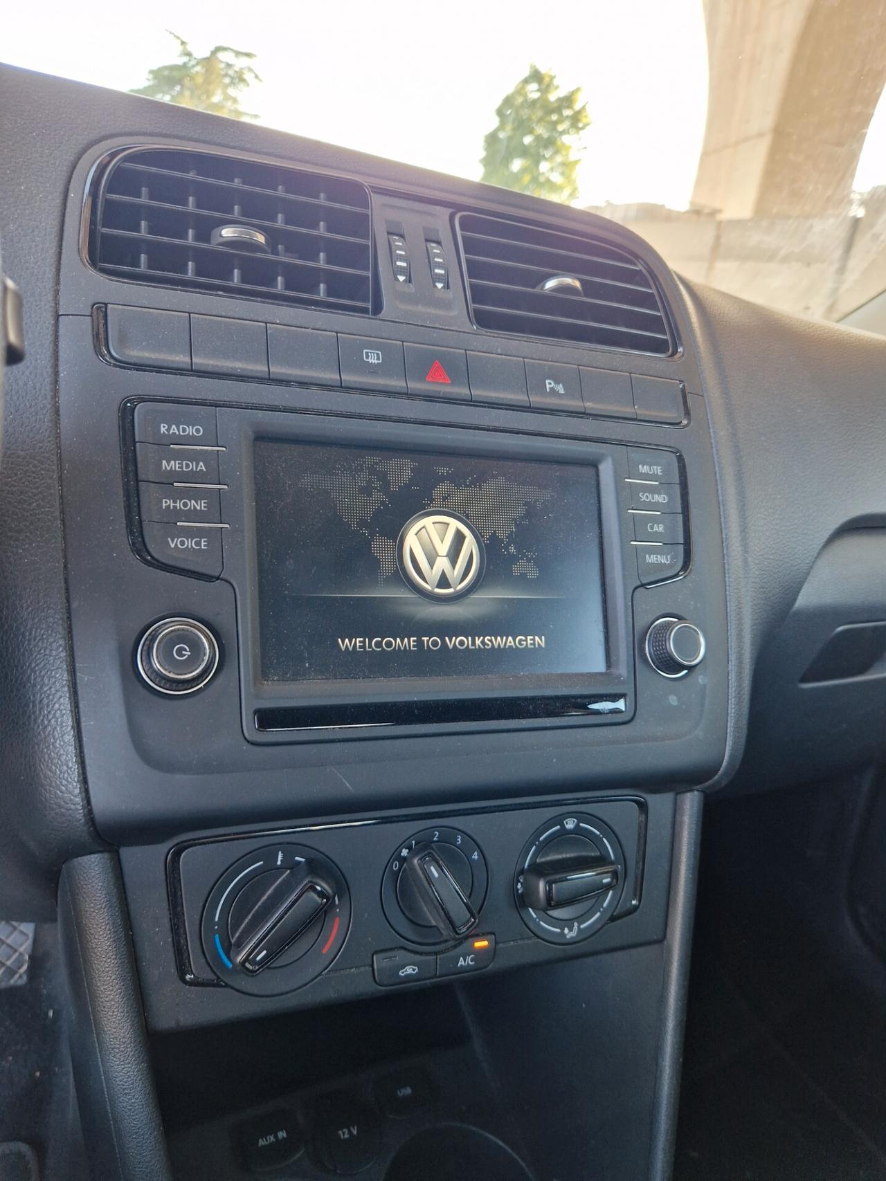 Volkswagen Polo 60CV - 2016