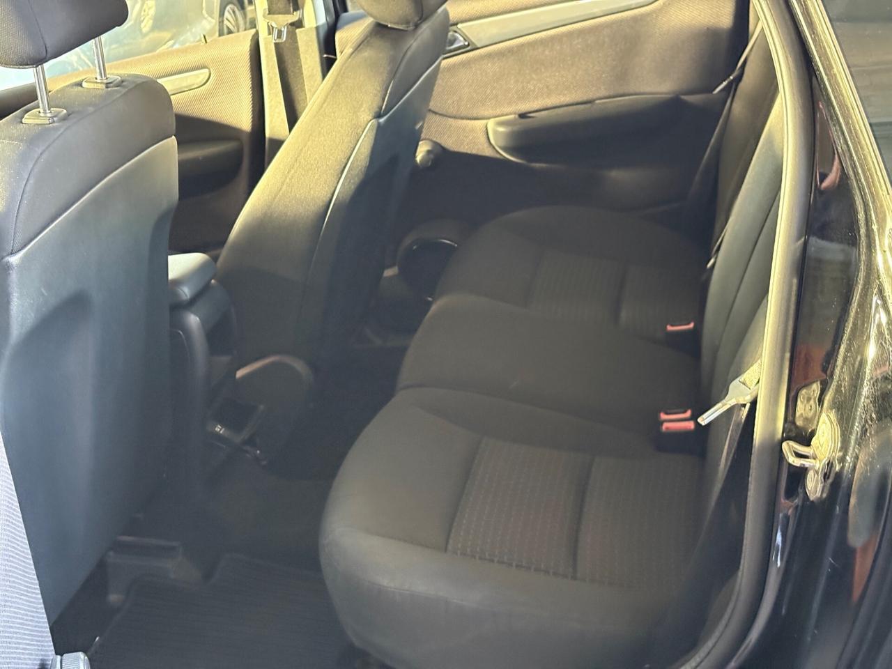 Mercedes-benz B 180 NGT BlueEFFICIENCY Premium